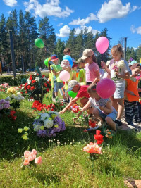 возложение-цветов-22.06